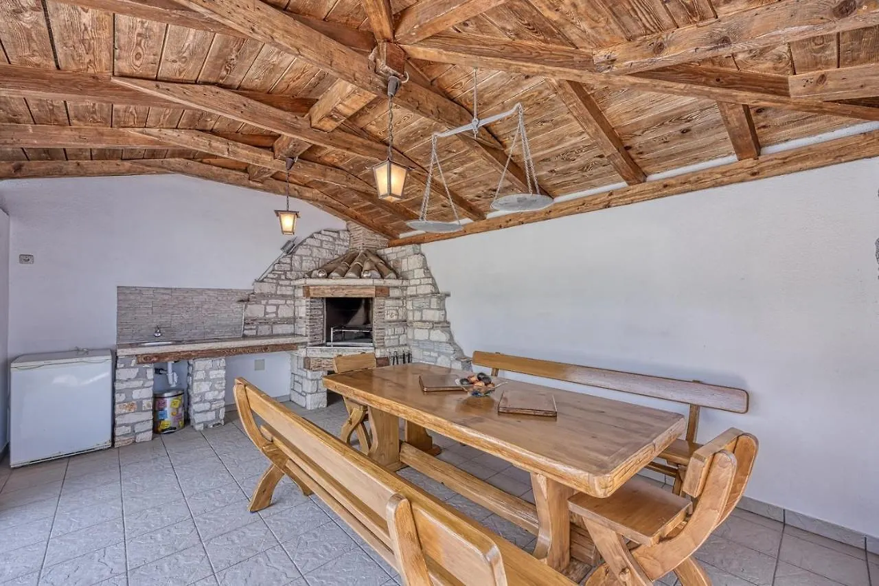 Villa Martina With Private Pool Kastel